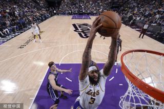 到年轻一代 到年轻一代